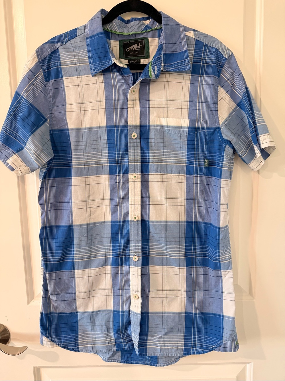 O’Neill Men’s Large Blue Plaid Short Sleeve Button Up Shirt Embroidered Surf